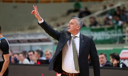 Ράντονιτς: «Ήμασταν 30' χωρίς φάουλ, απαράδεκτο να παίζεις με τον Ολυμπιακό χωρίς να δίνεις μάχη»