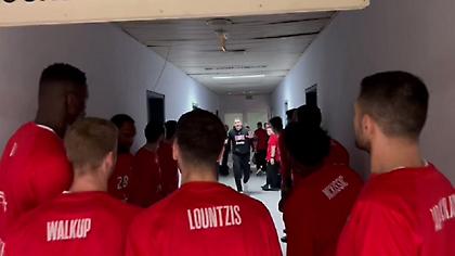 Ο τραυματίας Βεζένκοφ έδωσε το σύνθημα για το ντέρμπι στο ΟΑΚΑ