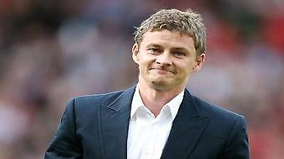 Μένει στην Μάντσεστερ ο Σόλσκιερ