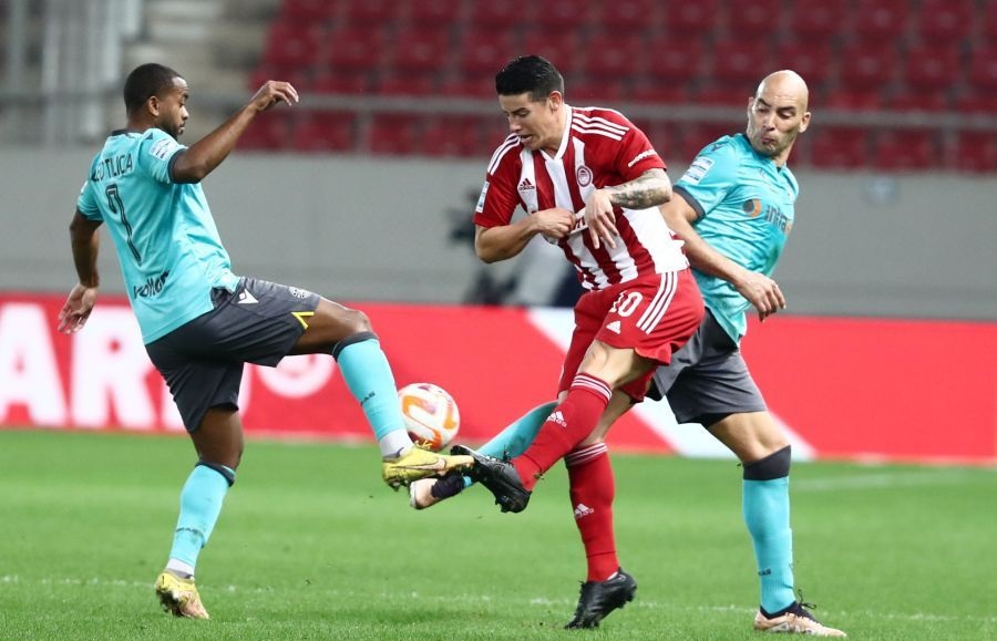 Ολυμπιακός: 12 φωτογραφίες με 12 λεζάντες