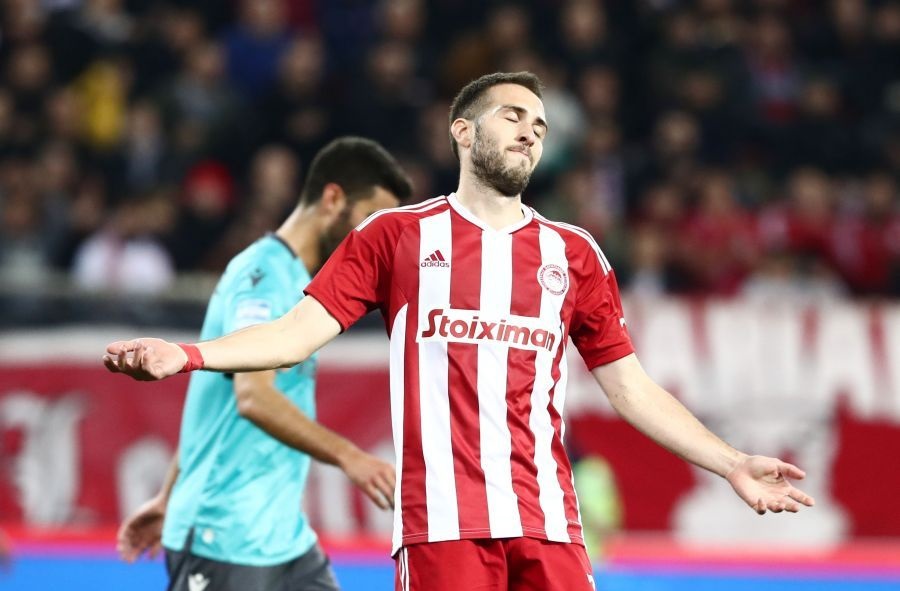 Ολυμπιακός: 12 φωτογραφίες με 12 λεζάντες