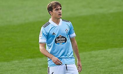 Υπογράφει στη Βιγιαρεάλ ο Ντένις Σουάρεθ