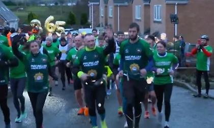 Βρετανία: Έτρεξε 365 Μαραθώνιους σε 365 ημέρες και συγκέντρωσε ένα εκατ. λίρες για τον καρκίνο