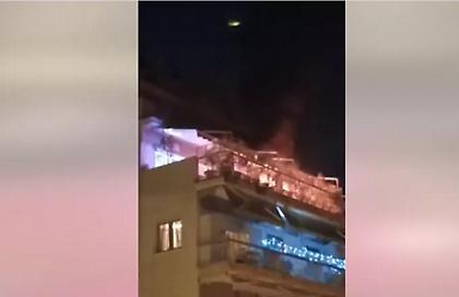 Τέντα διαμερίσματος στη Θεσσαλονίκη άρπαξε φωτιά από τα πυροτεχνήματα