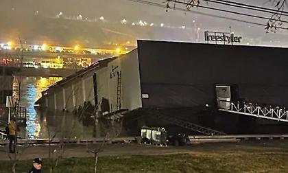 Διάσημο πλωτό κλαμπ στο Βελιγράδι βούλιαξε στο ποτάμι ενώ ήταν γεμάτο κόσμο!