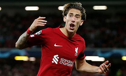 Mε βασικό τον Τσιμίκα η Λίβερπουλ κόντρα στην Μπρέντφορντ - Αναλυτικά οι ενδεκάδες