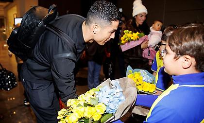 Η υπέρλαμπρη άφιξη του Κριστιάνο στη Σαουδική Αραβία και η θερμή υποδοχή