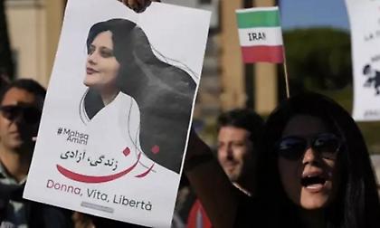 Ιράν: 18χρονος διαδηλωτής καταδικάστηκε σε θάνατο για συμμετοχή σε αντικυβερνητικές κινητοποιήσεις