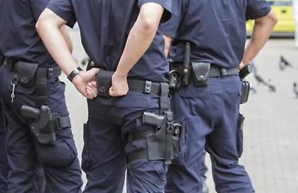 Κρατούμενος χτύπησε δύο αστυνομικούς και απέδρασε από το Α.Τ. Κερατέας