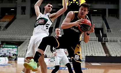 Επιστρέφει στην ΑΕΚ ο Γόντικας