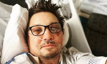 Η πρώτη ανάρτηση του «Hawkeye» της Marvel, Τζέρεμι Ρένερ, από το νοσοκομείο