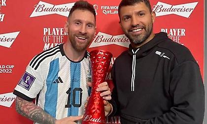 Αγουέρο: «Ο Μέσι μου φώναζε να σταματήσω να πίνω... άλλα ήμασταν Πρωταθλητές Κόσμου»!