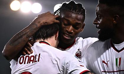 Καρδιοχτύπησε στο Σαλέρνο, αλλά πήρε μεγάλο «διπλό» η Μίλαν!