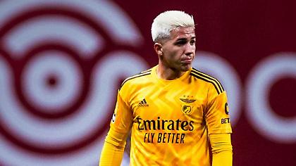 Τα δίνει όλα η Τσέλσι για Έντσο, αλλά η Μπενφίκα επιμένει στα 120 εκατ. ευρώ!