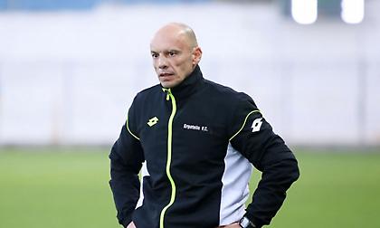 Τέλος από την Πίραμιντς ο Τάκης Γκώνιας