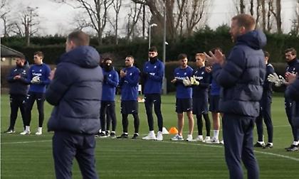 Τίμησαν τον Βιάλι με ενός λεπτού σιγή στην προπόνηση της Τσέλσι