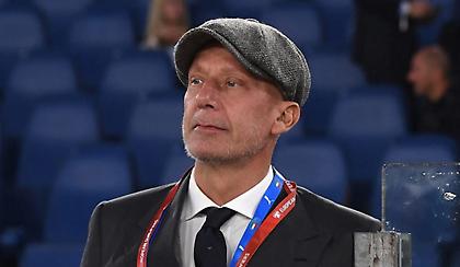 Στο Λονδίνο και σε κλειστό κύκλο η κηδεία του Βιάλι