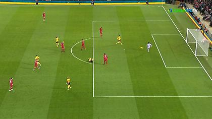 Ασύλληπτη γκάφα Άλισον, έδωσε... πάρε-βάλε πάσα στον Γκέδες για το 1-0 της Γουλβς!