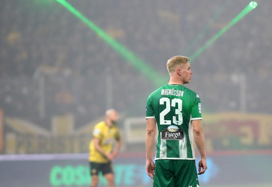 Παναθηναϊκός: Ενοχλήσεις στη γάμπα ο Μάγκνουσον, φόβοι για ήπια θλάση