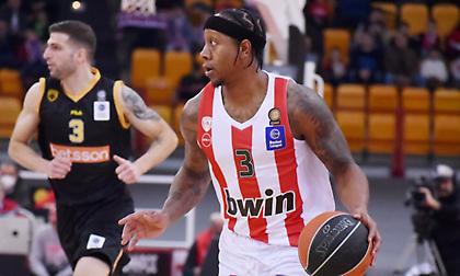 «Δαιμονισμένος» Ολυμπιακός διέλυσε την ΑΕΚ στο ΣΕΦ!