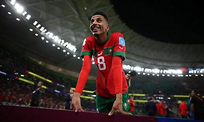 Έκπληξη με Ουναχί από Παρί!