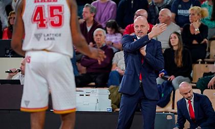 Αποθέωσε τον Ολυμπιακό ο Ομπράντοβιτς: «Είναι μία εκθαμβωτική ομάδα!»