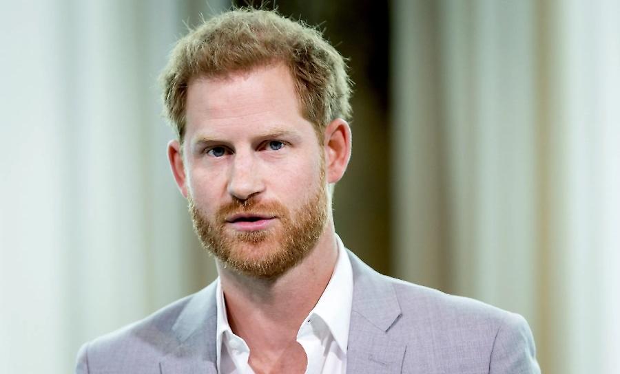 Ο πρίγκιπας Χάρι ισχυρίζεται πως έπαιζε Xbox… τέσσερα χρόνια πριν κυκλοφορήσει η κονσόλα!