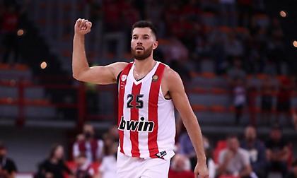 Πίτερς: «Λατρεύω το όραμα του Μπαρτζώκα - Θα έπαιζα στην Εθνική Ελλάδας»