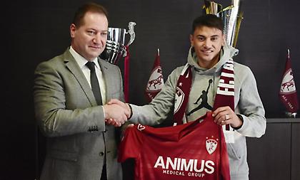 Ενίσχυση με Σέρχιο Νούνιες για την ΑΕΛ