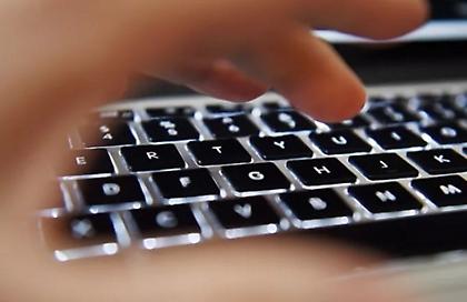 Άρπαξαν από Βολιώτη 6.000 ευρώ, στο όνομα της... Άμπερ Χερντ