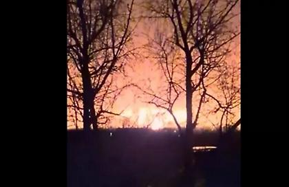 Φλόγες 50 μέτρων από την έκρηξη σε αγωγό αερίου που συνδέει τη Λιθουανία με τη Λετονία (video)