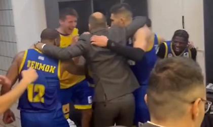 Αποθεώθηκε από τους παίκτες του ο Σπανούλης στη Θεσσαλονίκη και πανηγύρισε σαν μικρό παιδί!