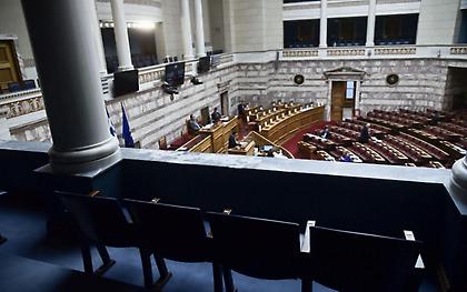 Εκτός εκλογών ο Κασιδιάρης – Τι προβλέπει η ρύθμιση που θα φέρει η κυβέρνηση