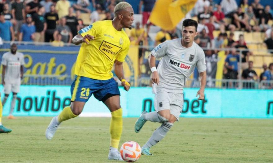 Τέλος από τον Παναιτωλικό ο Φλόρες, πωλήθηκε στη Φέχερβαρ