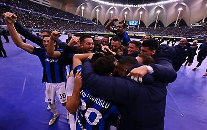 Απολαυστική Ίντερ, πάτησε τη Μίλαν και πήρε την πρώτη κούπα της χρονιάς!