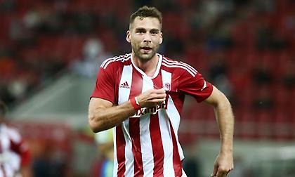 Με Κασάμι, Σαμασέκου και έξι Έλληνες κόντρα στον Άρη ο Ολυμπιακός