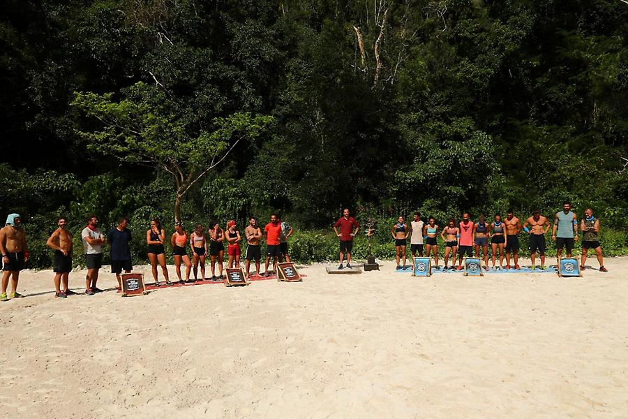 Survivor All Star: Ένα δελεαστικό έπαθλο φαγητού και μία αποχώρηση που προκαλεί έντονα συναισθήματα