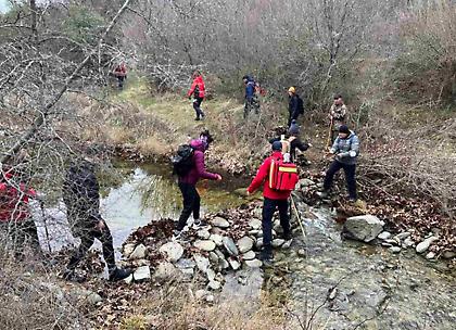 Ομάδα Διάσωσης Έβρου: Έσωσε τον σκύλο ενός κυνηγού που παγιδεύτηκε σε γκρεμό 8 μέτρων!