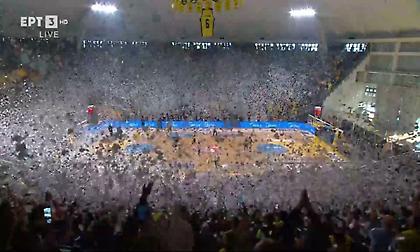 Απίθανη ατμόσφαιρα με χιλιάδες χαρτάκια πριν από το Άρης-ΠΑΟΚ στο «Αλεξάνδρειο»!