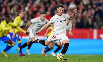 Ο Ράκιτιτς έσωσε με πέναλτι στο 89' τη Σεβίλλη από νέο κάζο