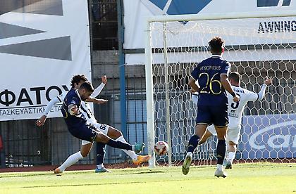 Ο Λουκίνας βάζει μπροστά την Καλλιθέα στο ντέρμπι με τον Απόλλωνα Σμύρνης