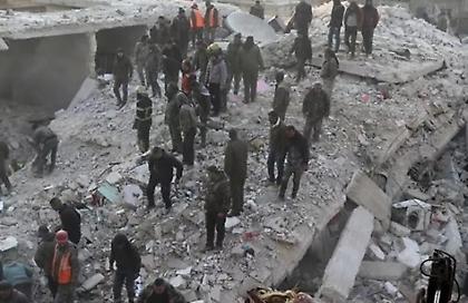 16 νεκροί, ανάμεσά τους παιδιά, από την κατάρρευση κτιρίου στο Χαλέπι