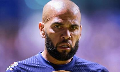 «Ο Ντάνι Άλβες προσέλαβε τον δικηγόρο του Μέσι»