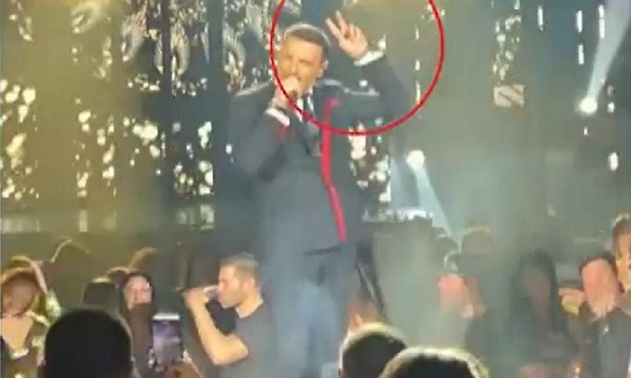 Ο Βέρτης έκανε «κερατάκια» στον Μπο από την πίστα