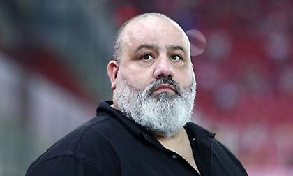 Καραπαπάς: «Αποδεικνύεται πως ΕΠΟ, ΕΛΑΣ και ΠΑΕ Άρης δεν ήθελαν να αφαιρέσουν το χυδαίο πανό»