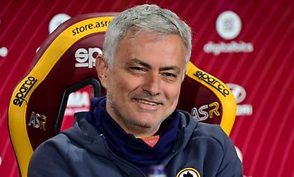 Τούρτα-έκπληξη της Ρόμα στον Μουρίνιο!