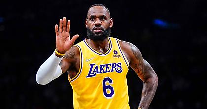Το παράδοξο του ΝΒΑ: Ο Λεμπρόν ετοιμάζεται να σπάσει το ρεκόρ πόντων που κατέχει από… πέρσι