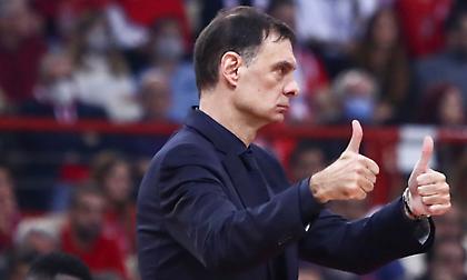 Μπαρτζώκας: «Αυτό που έγινε με Φαλ και Λαρεντζάκη δείχνει τη σύνδεση ομάδας και κόσμου»