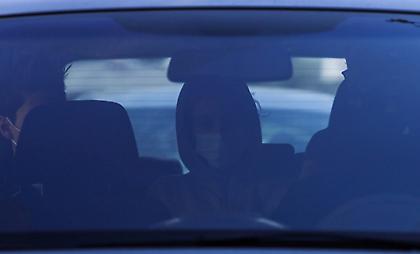 Σε απεργία πείνας η μητέρα της 12χρονης από τον Κολωνό