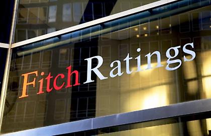Fitch: Αναβάθμισε την ελληνική οικονομία σε ΒΒ+ - Ενα σκαλοπάτι κάτω από την επενδυτική βαθμίδα